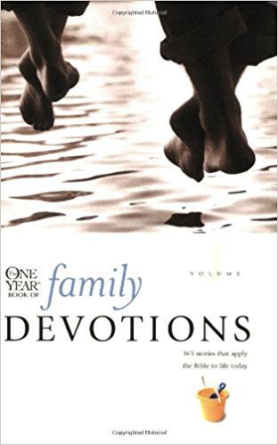 The One Year Book Of Family Devotions Vol 1 PB - Tyndale House Publishers
